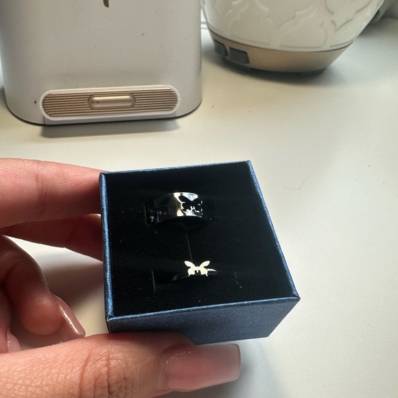 matching rings - Picture 2 of 5